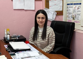 HEMŞİRE ZEYNEP ŞAHİN